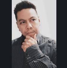 🎶Vamos a ver como tiembla ese booty booty🎶 ¿Quien se acuerda de este  palo? #TBT #MoviendoCaderas #Yandel #DaddyYankee  https://youtu.be/hsOrZAnQTgc