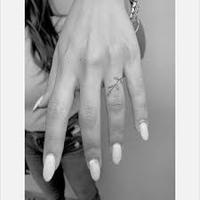 Olive Branch On Ring Finger Singleneedle Love Olivebranch Fingertattoo Delicatelysharp Ring Finger Tattoos Tiny Finger Tattoos Finger Tattoo For Women