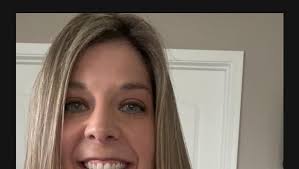 Amazon.com: GADEWAKE Womens Casual Color Block Long Sleeve Round Neck  Pocket T Shirts Blouses Sweatshirts Tops Dark Grey : Clothing, Shoes &  Jewelry