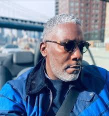 Alvin Hooks's Instagram, Twitter & Facebook