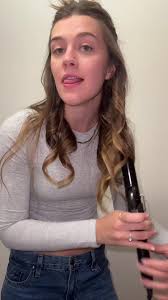 how i curl my hair :)