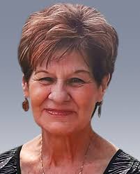 Doreen Ambrose's Instagram, Twitter & Facebook