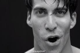 Open English fala sobre anúncios engraçadinhos, mas efetivos