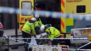 Gresk øy strømløs etter helikopterstyrt. Person Pa Gaden Draebt Af Helikopterstyrt Udland Dr