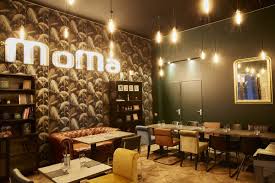 Renovation D Un Restaurant A Lyon Le Moma Lyon 1 Photos Sur Le Site Www Evamyard Com Sur Instagram Evamyard Interior Papier Peint Restaurant Restaurants