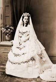 33 Of The Most Iconic Celebrity Wedding Dresses In History Worldlifestyle Princess Alexandra Of Denmark Royal Wedding Dress Alexandra Of Denmark