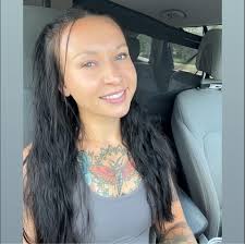 Darla, Zeus, and Nelson are still waiting to get checked in