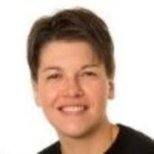 Cindy Cale's Instagram, Twitter & Facebook