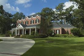 Selecting the right color palette for your home's exterior isn't just about the surfaces you are painting and staining. 81 Gorgeous Red Brick Houses Photo Ideas Home Stratosphere