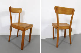Ein kraftvoller archetyp und komfortabler, unverwüstlicher stuhl. Frankfurter Stuhl Mit Patina Retro Salon Cologne