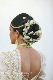 Dressed By Inba Kandyan Brides Bride Hairstyles Kandyan Bride