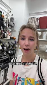 It feels a lil early BUT I DO LOVE FALL AND HALLOWEEN🤩☀️🏴‍☠️ #fall #...