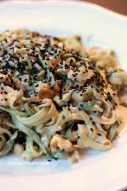 Maybe you would like to learn more about one of these? Noodles Di Zucchine Con Burro D Arachidi E Sesamo Un Pinguino In Cucina