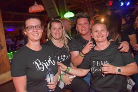 Tanz & Partystadl YOYO added a...