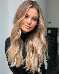 Tousle and go for a messy beachy look if you want to dress down, or pair with jewelry and style with products for a more put together look. 30 Blonde Highlights Ideas To Freshen Up Your Look This Season