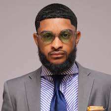 My Guest Flashback Video 1995. I was going through some old VHS tapes and  came across this one from 6/21/95. Bishop Roy Brown.