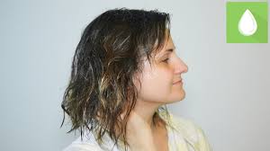 It keeps your locks in place all day without that stiff, crunchy feeling traditional hairsprays and gels leave in their wake. 3 Ways To Use A Hair Diffuser Wikihow