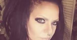 Amanda Osbeck's Instagram, Twitter & Facebook