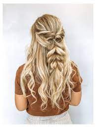 Wedding Flowers Front Prom Hair Front View Simple Prom Hair Prom Hair Updo With Braid Prom Hair Hochzeitsfrisuren Brautjungfern Frisuren Zopf Lange Haare