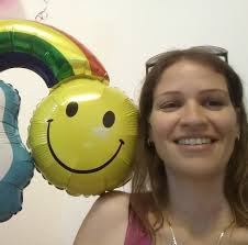 כאן מעבר לקשת