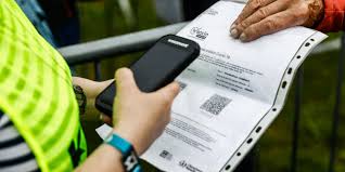 Le « pass sanitaire » consiste en la présentation, numérique (via l'application tousanticovid) ou papier, d'une preuve sanitaire. A Quoi Ressemble L Application Des Professionnels Pour Verifier Le Pass Sanitaire