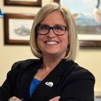 Julie Scheck's Instagram, Twitter & Facebook