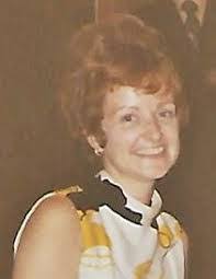 Paula Hayes's Instagram, Twitter & Facebook