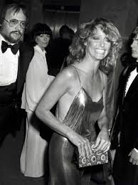 Farrah Fawcett 25 Vintage Old Hollywood Photos From The Oscars Red Carpet Purple Clover