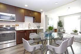 This apartment community was built in 2015 and has 4 stories with 108 units. Field House At Bay Meadows Apartments San Mateo Ca Apartments Com
