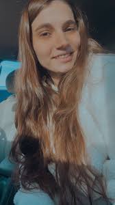 Looking to find some new friends/people to relate to.. I'm mostly a stay at  home mom, clean houses occasionally. We have 5 little inside dogs, an  outside kitty and 4 chickens. Follow