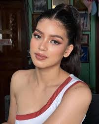 Adam Akari's Instagram, Twitter & Facebook