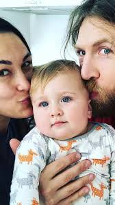 10 Most Popular Wrestling Couples In WWE