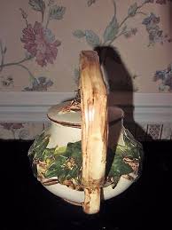 VINTAGE 1950s ERA MCCOY IVY PATTERN TEAPOT W LEAVES VINE & BRANCH DESIGN  HANDLE