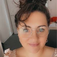 Dee Stauffer's Instagram, Twitter & Facebook