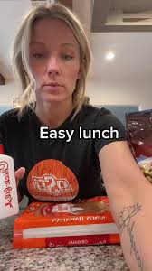 Hawaiian Sweet roll chicken sandwiches with chick-fil-a sauce! Its a win!  #chickfilahacks #hawaiiansweetrolls #chickfilasauce