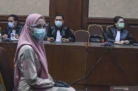 Jaksa Pinangki Hadiri Sidang Dengan Gamis Dan Kerudung Merah Muda Antara News