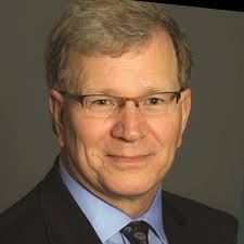 Robert Kinchen's Instagram, Twitter & Facebook