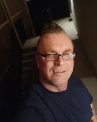 Witam ! Przydałaby się spokojna , wolna, niezależna i uczciwa Pani do życia  i podroży.