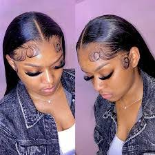 Rebecca Straight's Instagram, Twitter & Facebook