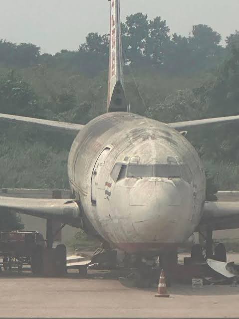 เกิดเหตุประหลาดในอินเดีย เมื่อเครื่องบินโบอิ้ง 737 ของสายการบิน Air In... |  TikTok