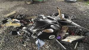 Pigeon forge, tennessee, police identified those killed as pilot jason dahl, 38, of sevierville. Image Davey Allison Helicopter Crash Photos Nascar Wrecks Nascar Racing Dale Earnhardt Crash