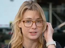 'He's just a dude': Prospective juror describes 'odd' face-to-face  encounter with Trump