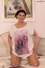 Lustygrandmas Margo T Average Mature Bootyfull Porn Pics javbtc.com