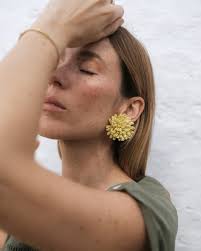 El secreto para dominar el invierno: un abrigo que hable por ti. #Cortefiel  #ColecciónInvierno24