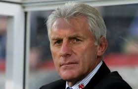 Hugo henri broos (born 10 april 1952) is a belgian football manager who is currently unemployed after last being caretaker manager and sports director at oostende. Afrique Du Sud Hugo Broos Nouveau Selectionneur Africa Top Sports