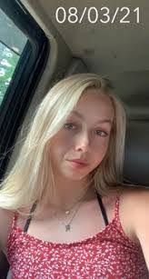 Gracie Kimball's Instagram, Twitter & Facebook