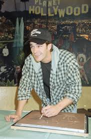 Lifetime achievement and awards taylor won the sexiest man of the year award by afternoon tv and best newcomer of the year by a soap opera magazine during the late 70s. Nick In The Am Ex Chillicothean Josh Taylor Was Luke Perry S Tv Dad On 90210 News Journal Star Peoria Il