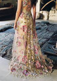 Shangri La Lace Wedding Gown From The Couture Vagabond Collection By Claire Pettibone Shangri La Is A Beautif Wedding Gowns Lace Desert Wedding Dress Dresses