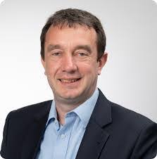 Paul Martin's Instagram, Twitter & Facebook