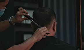 Pastikan anda memulai dari rambut yang ada di bagian bawah dan pada salah satu sisi kepala, bukan di bagian tengah. Malaysiakini Sop Kedai Gunting Rambut Masih Dibincangkan Ismail Sabri